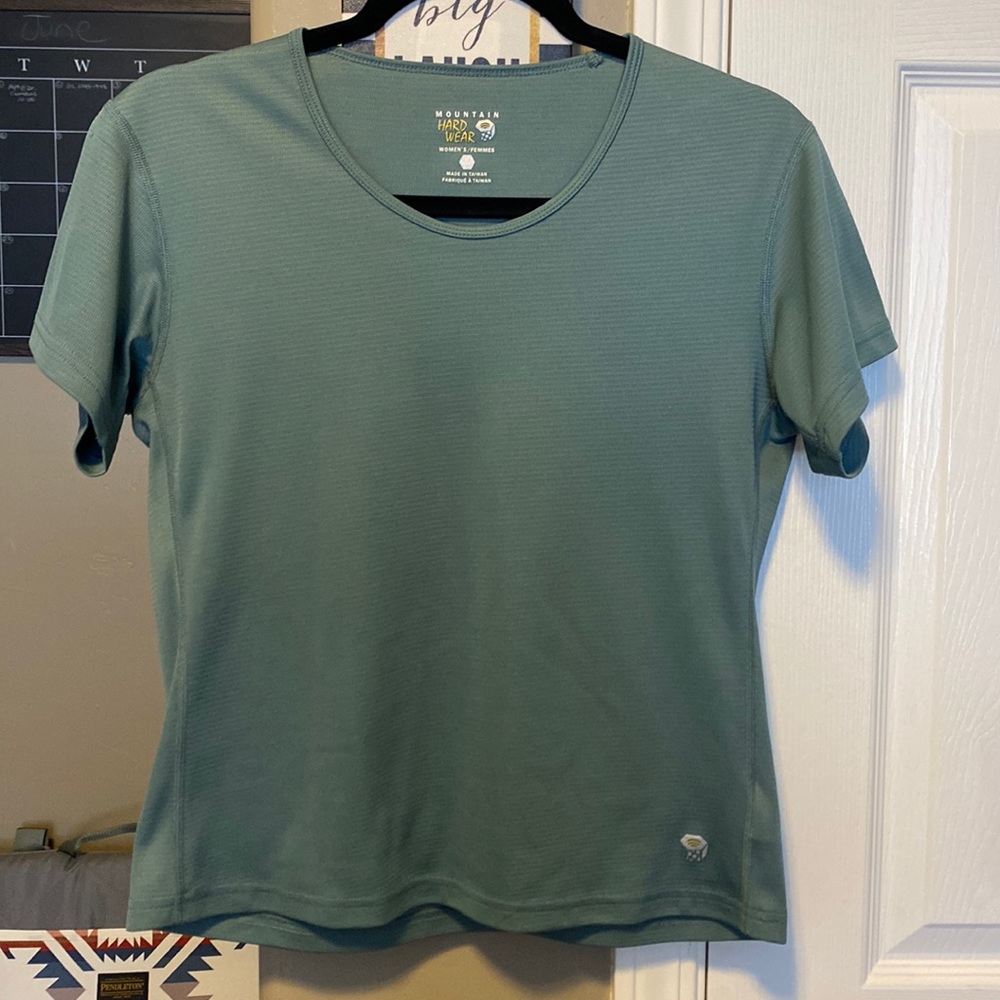 Mountain Hard Wear T-shit